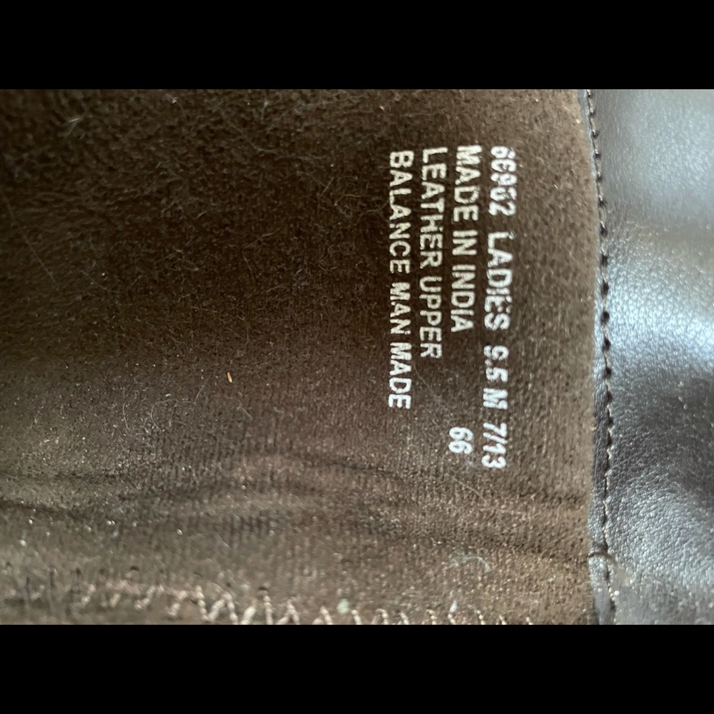 Clarks boots 👢 - Picture 7 of 7